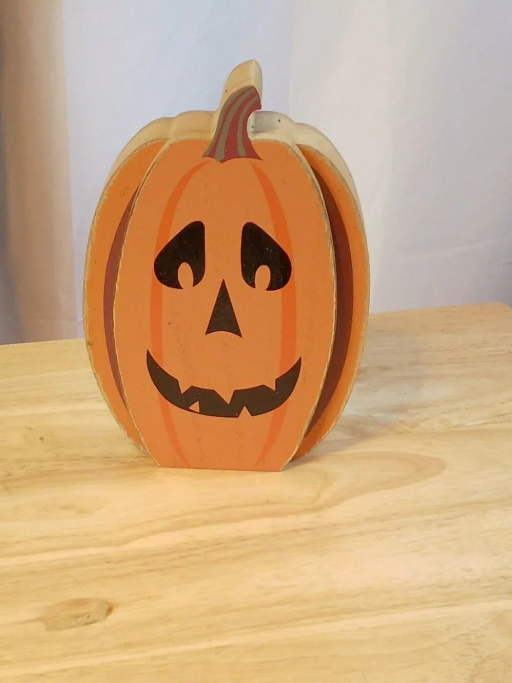 Mixed Halloween lot includes hanging decorations, garlands, and tabletop decor